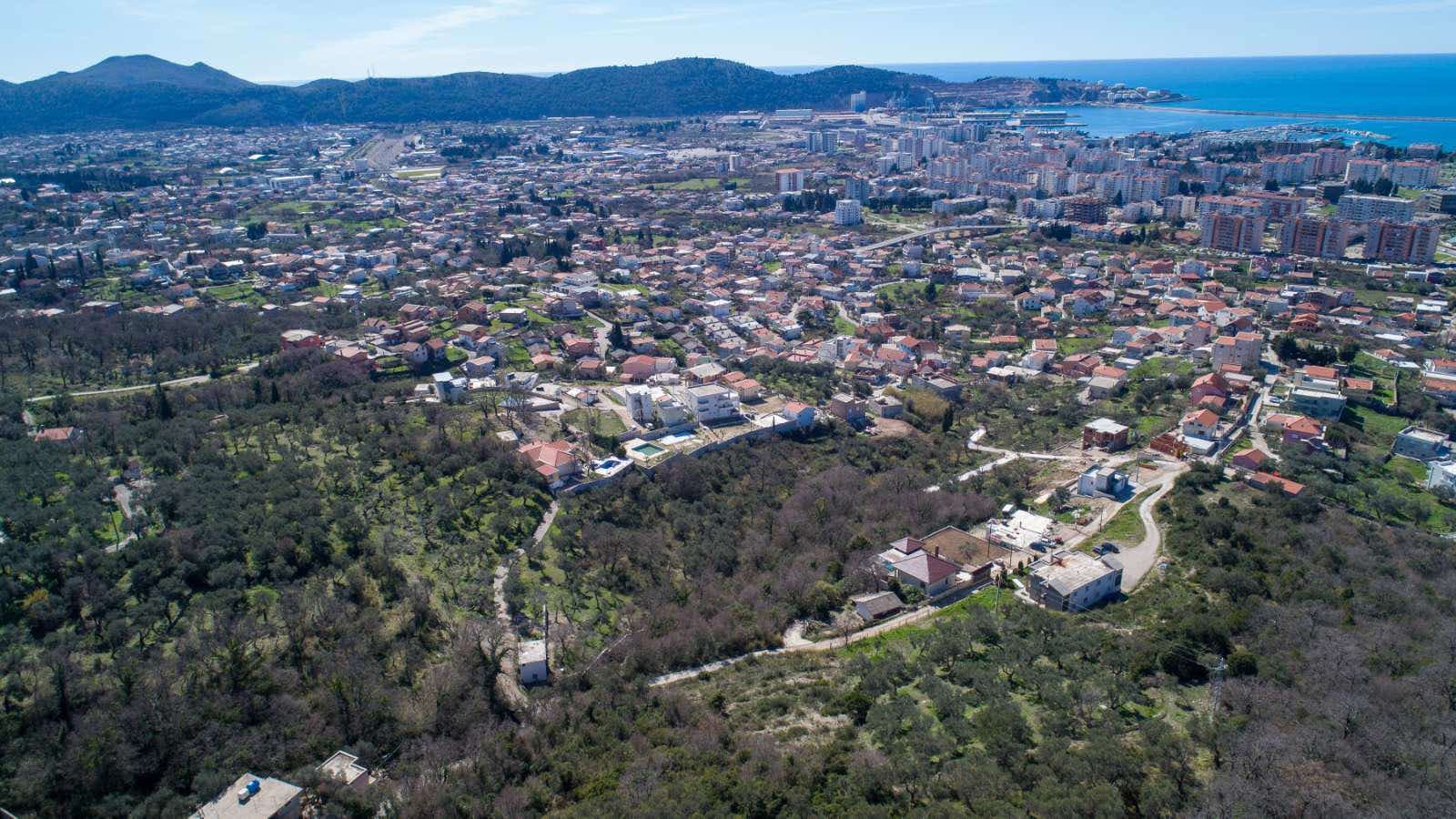 Plot for sale 1006m2 in Bar
