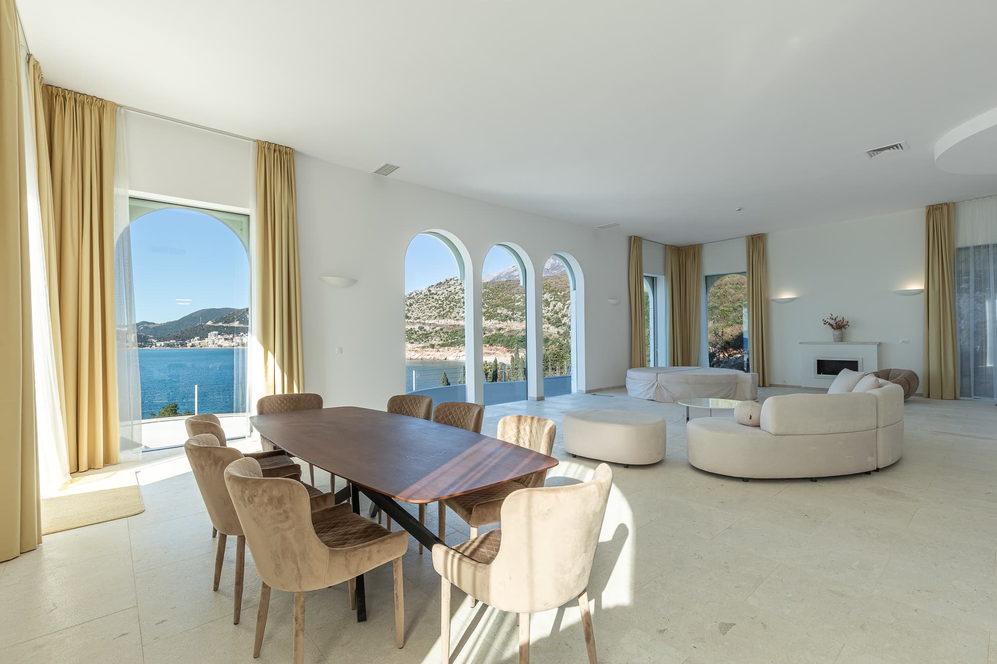 Luxurious villas in the  MANSIONS complex