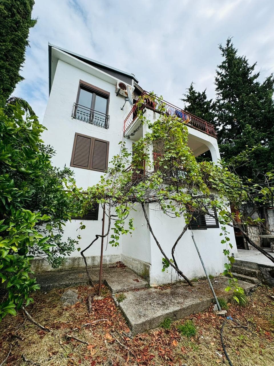 House Near the Sea with Private Beach Access – Bar, Dobre Vode